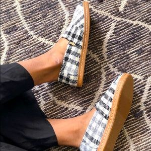 NWT TOMS Alpargata Leather-Wrap Slip-On